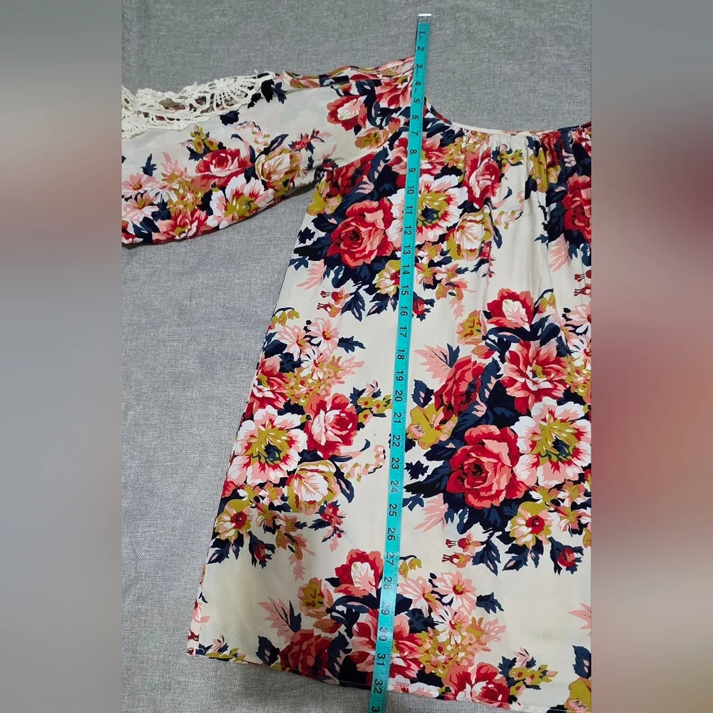 Umgee Floral Cold Shoulder Tunic Mini Dress Crochet Lace Sleeves Size Medium - Picture 9 of 11